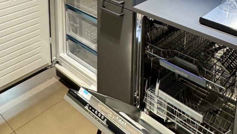 Geschirrspüler und Kühlschrank sind von Siemens