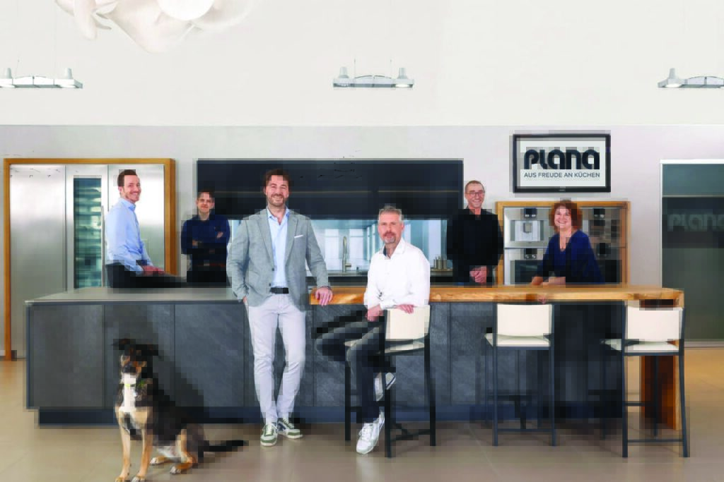 PLANA Küchenstudio Hilden Teambild