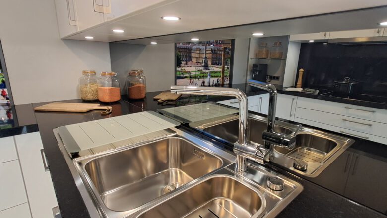 Blanco Edelstahlspüle und Armatur