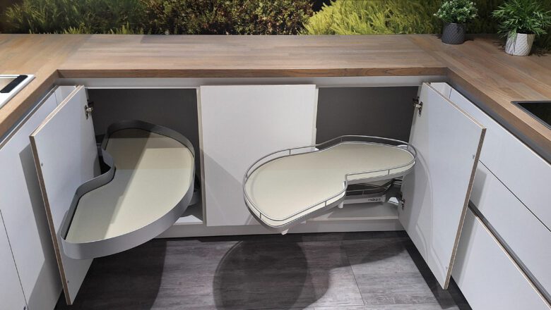 Beide Ecken sind durch die Drehkarusselle optimal ausgenutzt