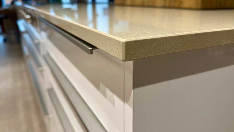 Arbeitsplatte aus Elementstein