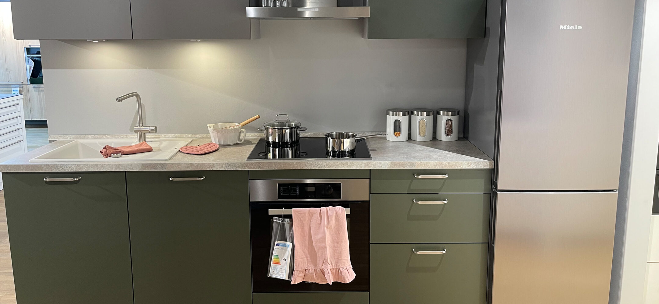 Küchenausstellung Hanau grüne Küche