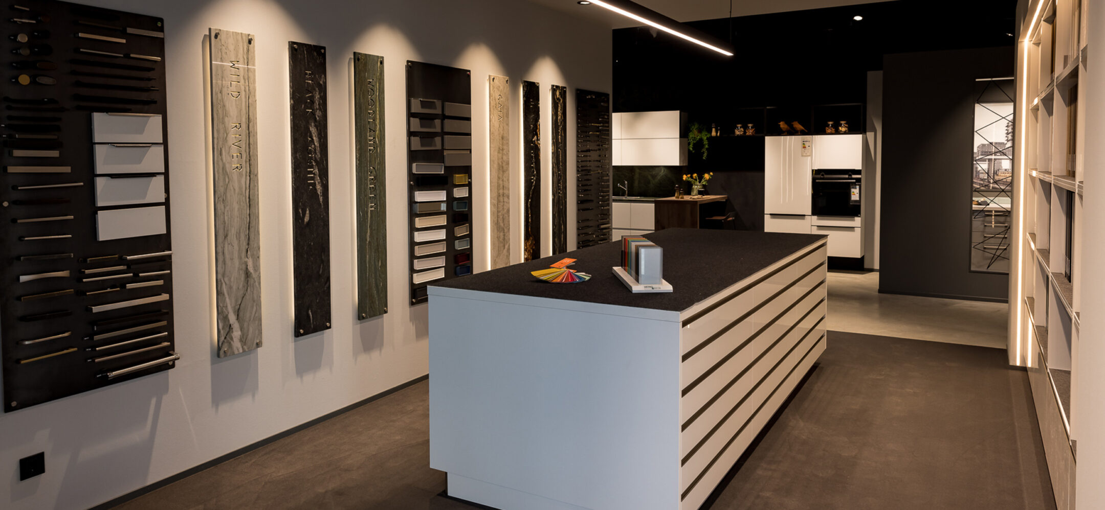 Küchenausstellung Niederzier Bemusterungsbereich Arbeitsplatten