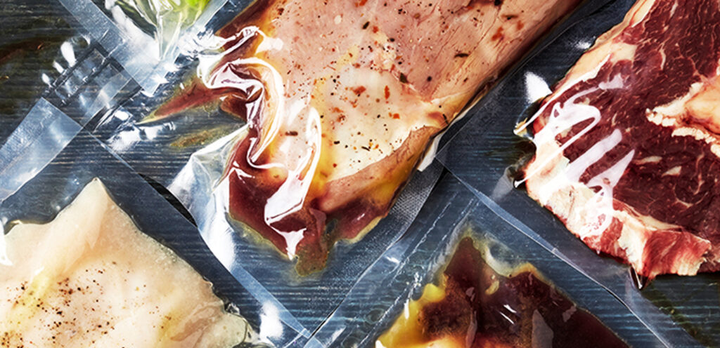 In Folie eingeschweißtes Essen für Sous Vide