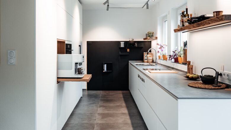 Design Kundenküche perfekt im Wohnraum integriert