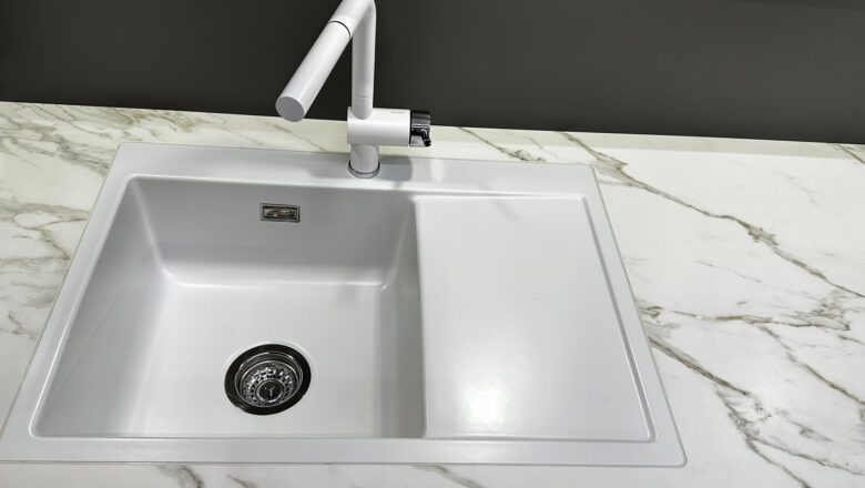 Edle weiße Keramik-Spüle