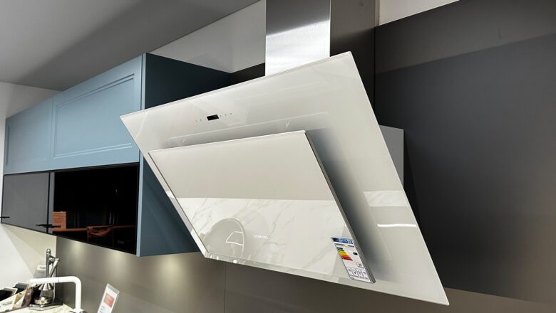 Wandhaube kann auf Wunsch hinzugekauft werden