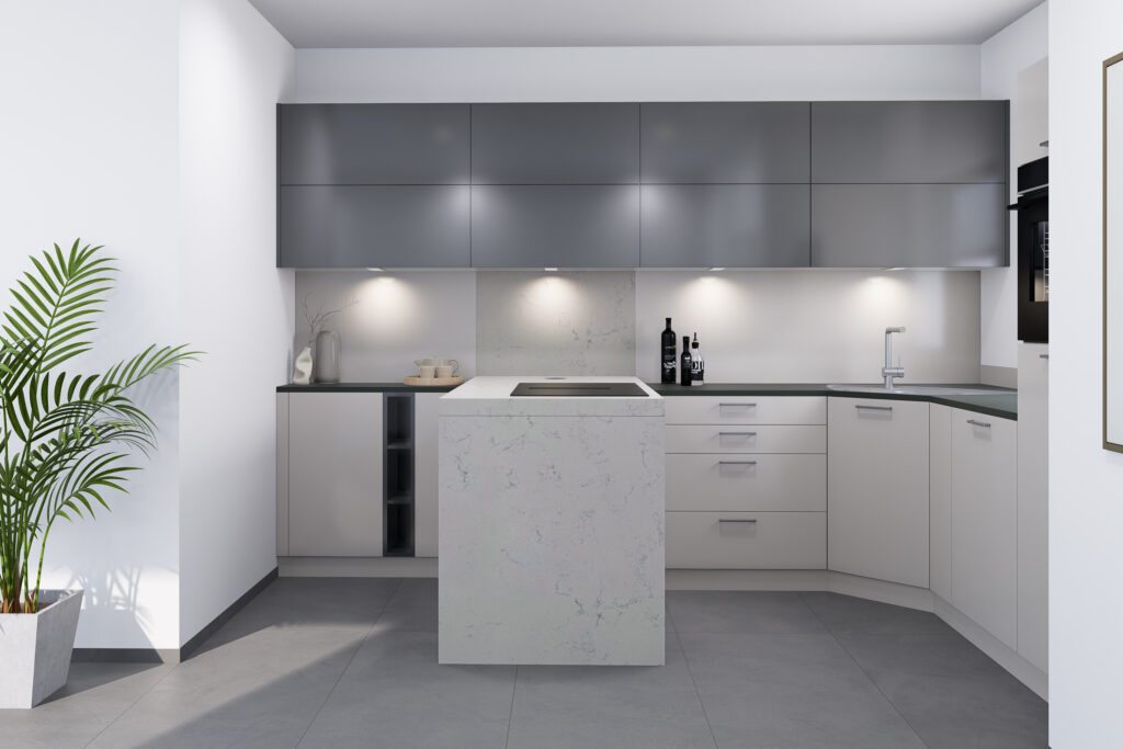 Frontale Ansicht der KompaktPlus Küche mit Fokus auf die Kochinsel.